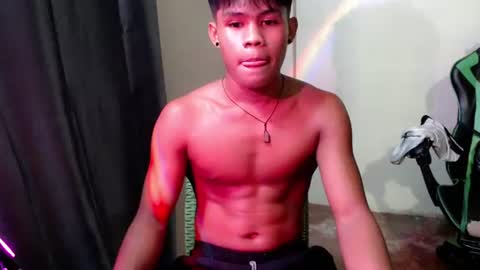 Snapshot of pinoy_shyboy69 chatting on 5, 4, 2026 pinoy_shyboy69 online show from 5, 4, 2026