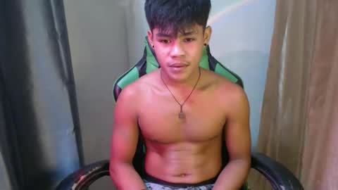 Snapshot of pinoy_shyboy69 chatting on 11, 4, 2026 pinoy_shyboy69 online show from 11, 4, 2026