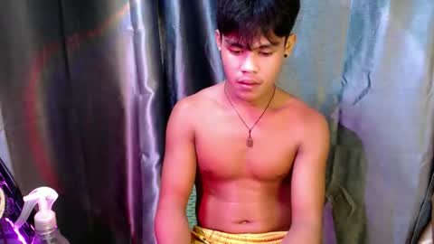 Snapshot of pinoy_shyboy69 chatting on 21, 4, 2026 pinoy_shyboy69 online show from 21, 4, 2026