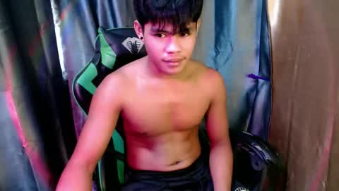 Snapshot of pinoy_shyboy69 chatting on 2, 5, 2026 pinoy_shyboy69 online show from 2, 5, 2026