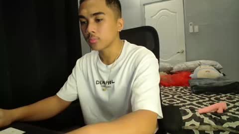 Adrianne online show from 4, 10, 2025