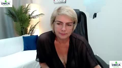 Snapshot of pion_s chatting on 6, 7, 2026 Bella online show from 6, 7, 2026