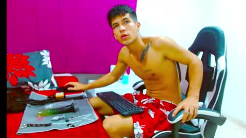 Snapshot of pipe_hot04 chatting on 9, 3, 2026 pipe hot04 online show from 9, 3, 2026