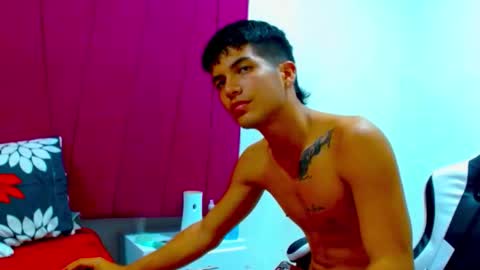 Snapshot of pipe_hot04 chatting on 10, 3, 2026 pipe hot04 online show from 10, 3, 2026