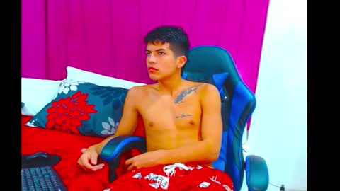 Snapshot of pipe_hot04 chatting on 15, 3, 2026 pipe hot04 online show from 15, 3, 2026