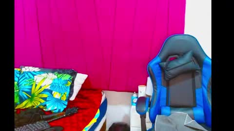 Snapshot of pipe_hot04 chatting on 21, 3, 2026 pipe hot04 online show from 21, 3, 2026