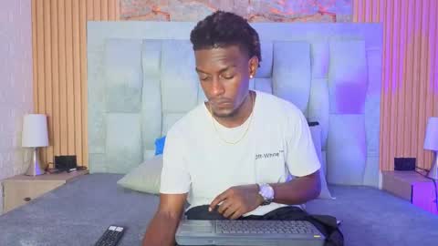 Snapshot of pipedark_ chatting on 29, 9, 2025 pipedark_ online show from 29, 9, 2025