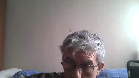 pipi2704 online show from 15, 2, 2025