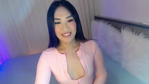 Snapshot of piroulita chatting on 22, 10, 2025 Ari online show from 22, 10, 2025