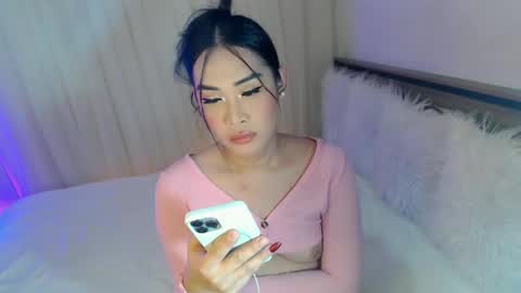 Snapshot of piroulita chatting on 24, 10, 2025 Ari online show from 24, 10, 2025