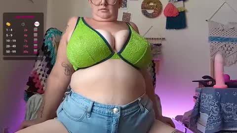 Em online show from 9, 12, 2024