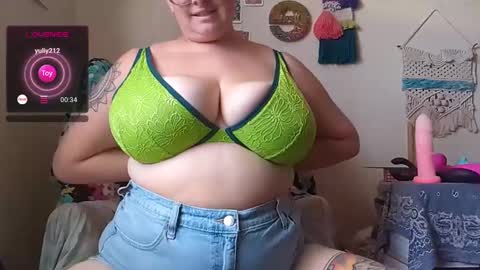 Em online show from 25, 12, 2024