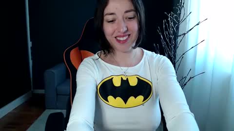 Snapshot of piscesgirl06 chatting on 4, 2, 2025 piscesgirl06 online show from 4, 2, 2025