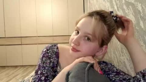 Caroline online show from 28, 3, 2026