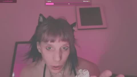 Snapshot of pixie_praxis chatting on 8, 2, 2025 pixie_praxis online show from 8, 2, 2025