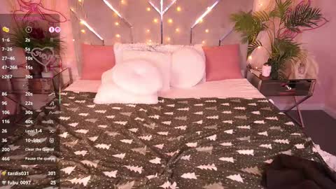 pixiepeachh online show from 6, 2, 2026