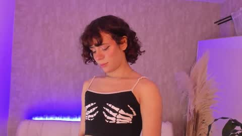 cris online show from 19, 9, 2025