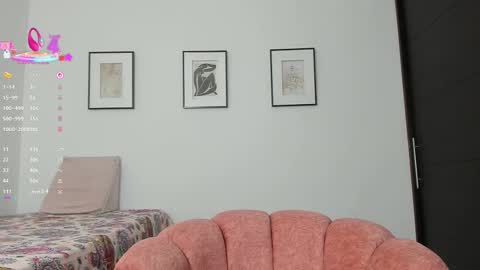 Angie Henao online show from 18, 9, 2025