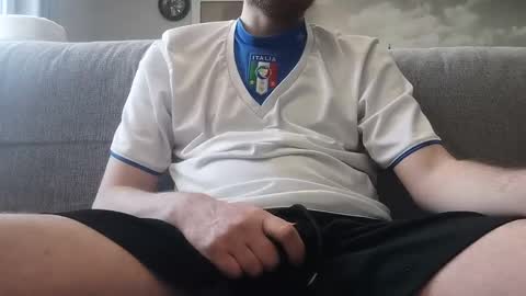 Snapshot of pladplad chatting on 11, 12, 2024 PLADPLAS online show from 11, 12, 2024