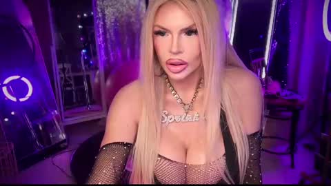 Snapshot of plasticfuckdoll chatting on 2, 2, 2025 Dumb bimbo fuck doll online show from 2, 2, 2025