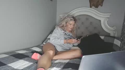 platinum_princess_nicole online show from 22, 10, 2025