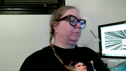 Platinum Puzzy online show from 16, 12, 2024