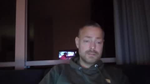 Snapshot of platugle chatting on 12, 11, 2025 platugle online show from 12, 11, 2025