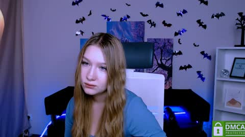 Snapshot of playful_sophie chatting on 27, 12, 2024 Sophie online show from 27, 12, 2024