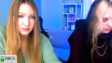 Snapshot of playful_sophie chatting on 30, 12, 2024 Sophie online show from 30, 12, 2024
