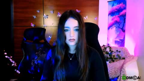 Snapshot of playful_sophie chatting on 6, 1, 2025 Sophie online show from 6, 1, 2025
