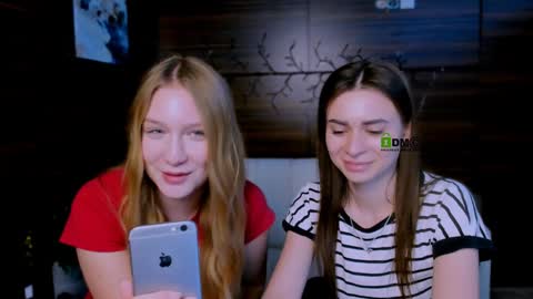 Snapshot of playful_sophie chatting on 25, 1, 2025 Sophie online show from 25, 1, 2025