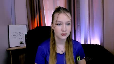 Snapshot of playful_sophie chatting on 30, 1, 2025 Sophie online show from 30, 1, 2025