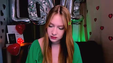 Snapshot of playful_sophie chatting on 14, 2, 2025 Sophie online show from 14, 2, 2025