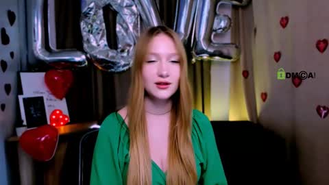 Snapshot of playful_sophie chatting on 14, 2, 2025 Sophie online show from 14, 2, 2025