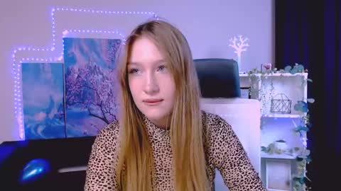 Snapshot of playful_sophie chatting on 21, 2, 2025 Sophie online show from 21, 2, 2025