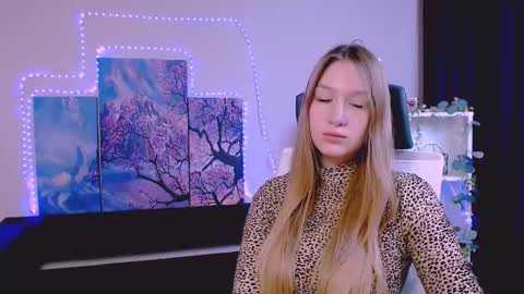 Snapshot of playful_sophie chatting on 21, 2, 2025 Sophie online show from 21, 2, 2025