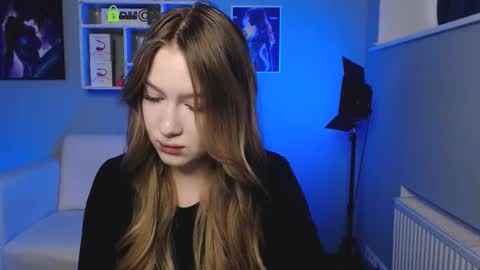 Snapshot of playful_sophie chatting on 29, 9, 2025 Sophie online show from 29, 9, 2025