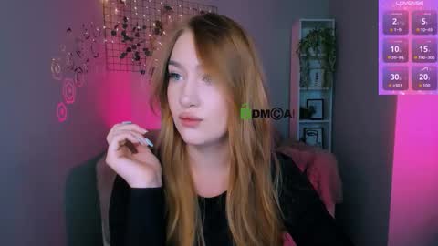 Snapshot of playful_sophie chatting on 2, 10, 2025 Sophie online show from 2, 10, 2025