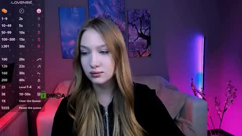 Snapshot of playful_sophie chatting on 10, 10, 2025 Sophie online show from 10, 10, 2025