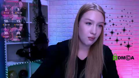 Snapshot of playful_sophie chatting on 26, 10, 2025 Sophie online show from 26, 10, 2025