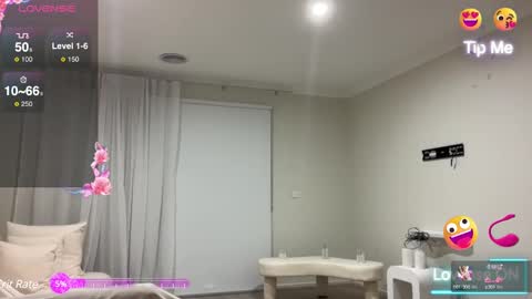 Snapshot of playgirlpetite chatting on 12, 3, 2025 hornypetitegirl online show from 12, 3, 2025