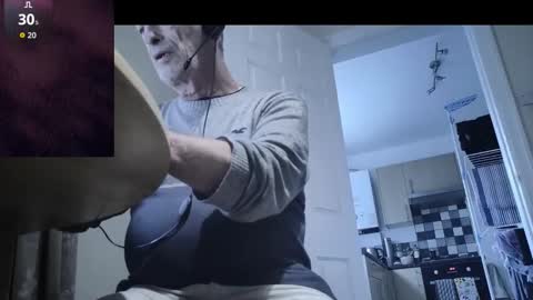 Play Me online show from 21, 11, 2025