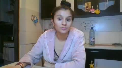 Snapshot of pleas3s_sweet chatting on 2, 3, 2025 pleas3s_sweet online show from 2, 3, 2025
