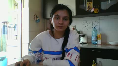 Snapshot of pleas3s_sweet chatting on 4, 3, 2025 pleas3s_sweet online show from 4, 3, 2025