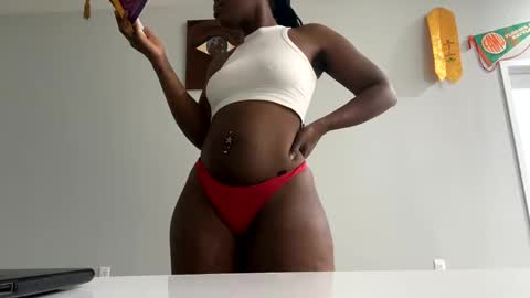 pleasepadrona online show from 8, 2, 2025