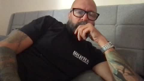 Snapshot of pleasesitonmycock chatting on 6, 11, 2025 PleaseSitOnMyCock online show from 6, 11, 2025