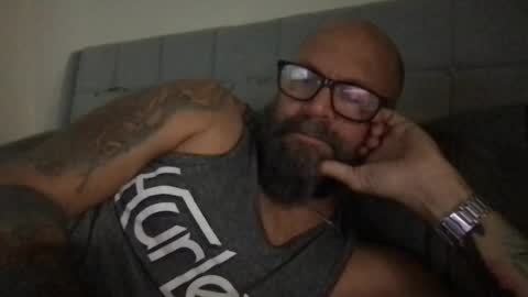 Snapshot of pleasesitonmycock chatting on 28, 11, 2025 PleaseSitOnMyCock online show from 28, 11, 2025