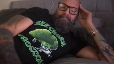 Snapshot of pleasesitonmycock chatting on 21, 12, 2025 PleaseSitOnMyCock online show from 21, 12, 2025