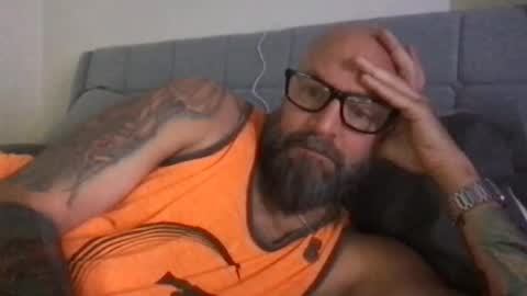 Snapshot of pleasesitonmycock chatting on 5, 1, 2026 PleaseSitOnMyCock online show from 5, 1, 2026