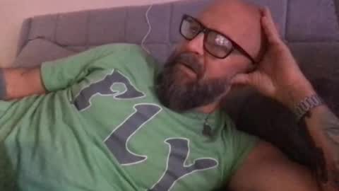 Snapshot of pleasesitonmycock chatting on 8, 1, 2026 PleaseSitOnMyCock online show from 8, 1, 2026